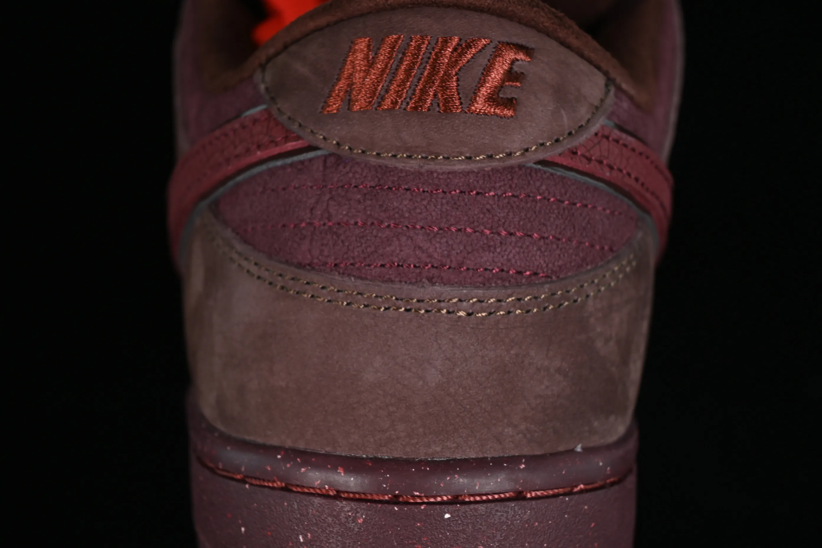 All Categories Nk SB Dunk Series Nk SB Dunk Low Low-top sneakers C version Nk SB Dunk Low Premium "Valentine's Day" Valentine's Day SB low-top casual sneakers FN0619-600